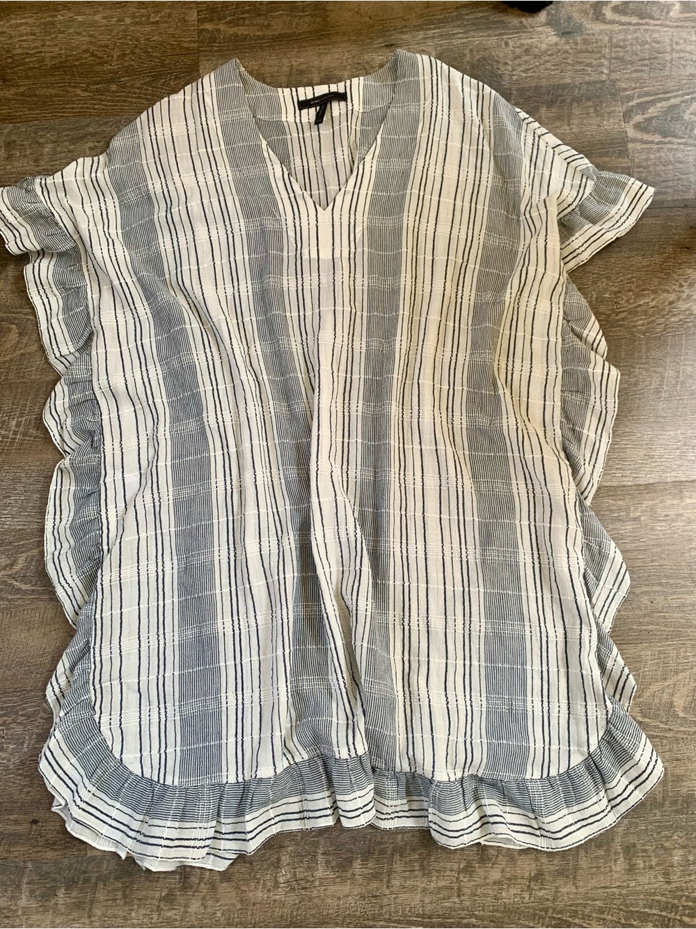 BCBGMaxAzaria Boho V-Neck Gauze Tunic Beach Cover-Up  Top - Cream & Navy